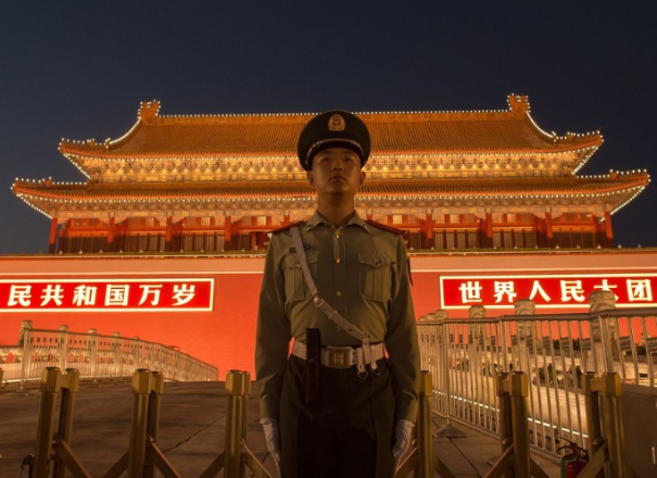 Čína nikdy nemôže ovládnuť svet, tvrdí expert