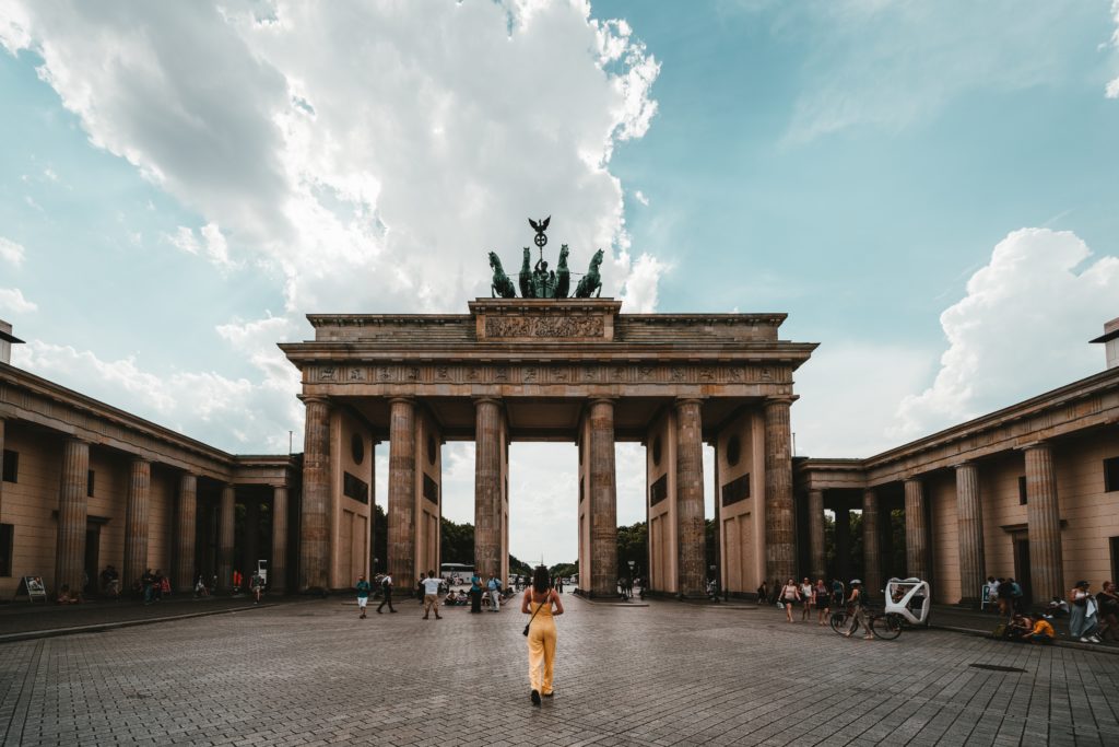 Germany: Risky cooperation, mitigation awaited